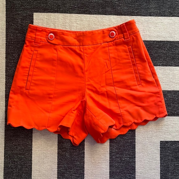 High Rise Scalloped Shorts🧡 - Picture 1 of 2